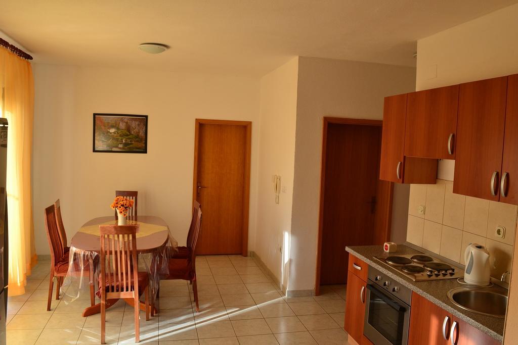 Apartments Marina Срима Екстериор снимка