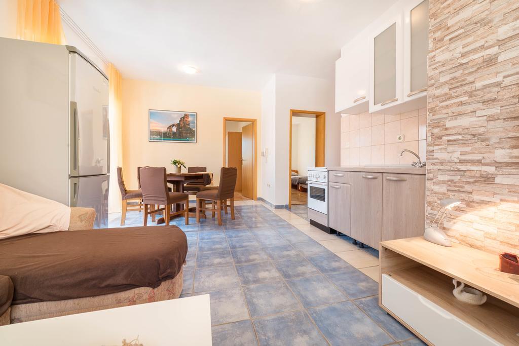 Apartments Marina Срима Екстериор снимка